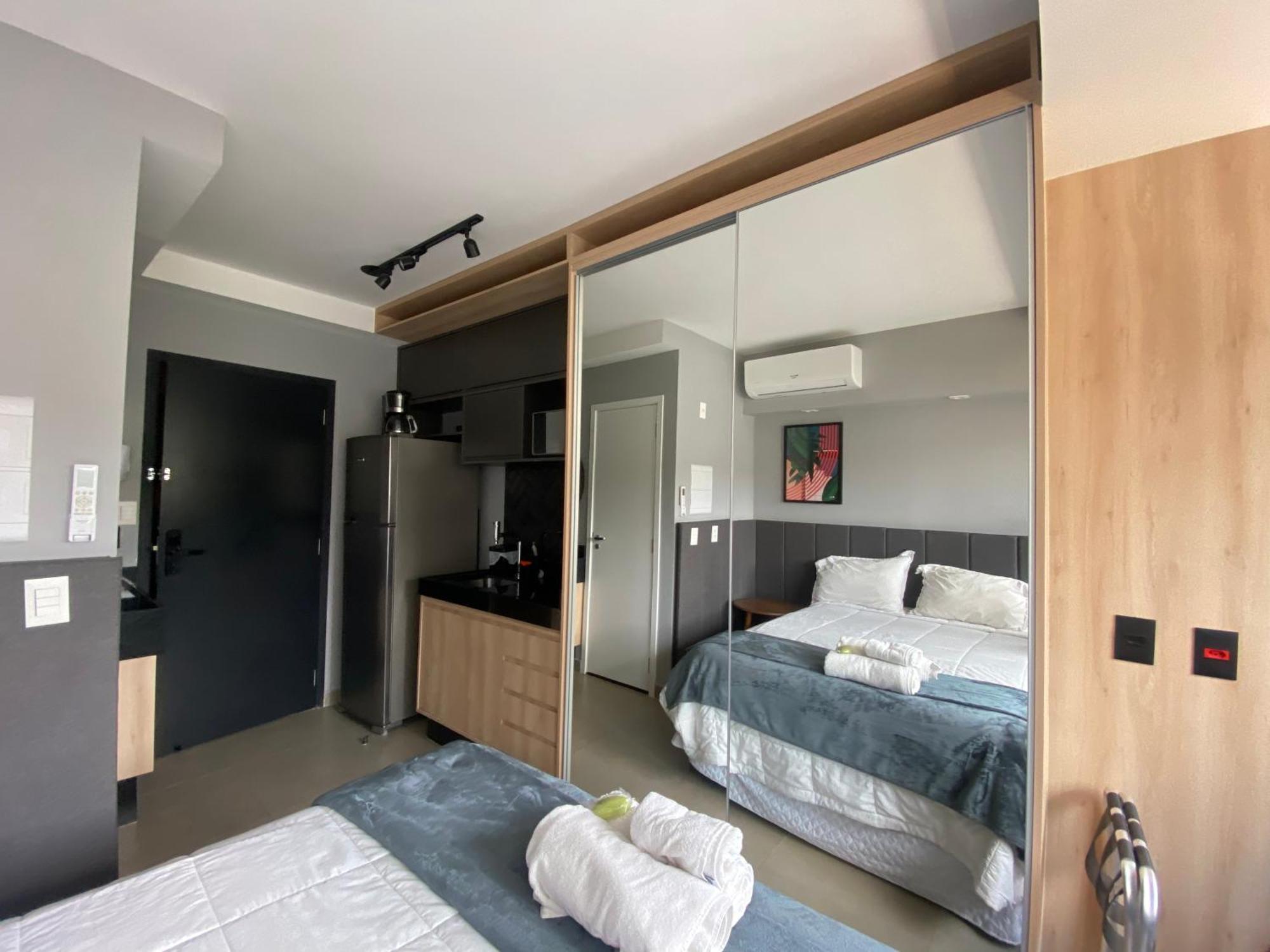 Oscar Freire, Na Rua Luxuosa De Sp!1122 Apartamento